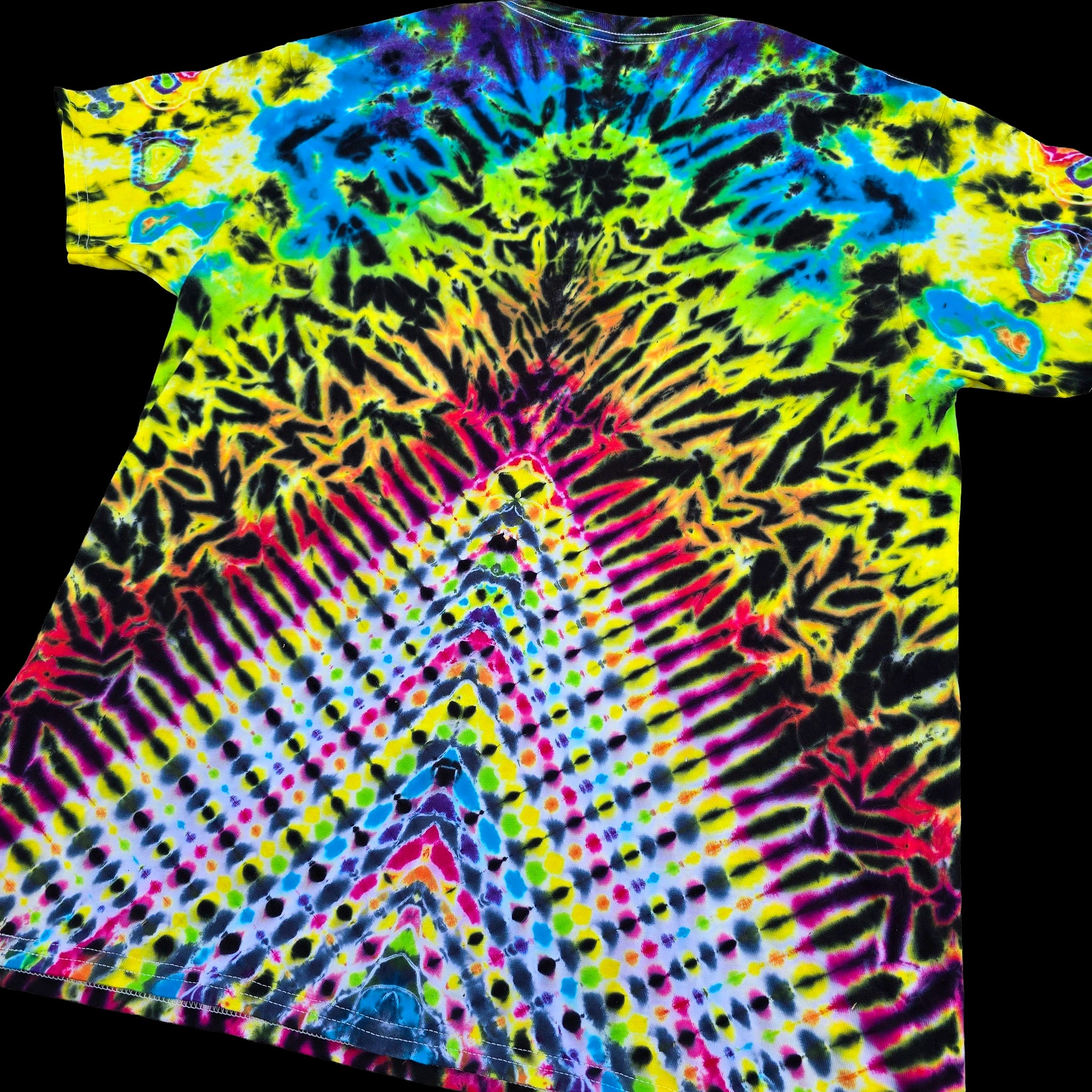 A short-sleeve tie-dye t-shirt with a vibrant, symmetrical rainbow spiral pattern on a solid black background.