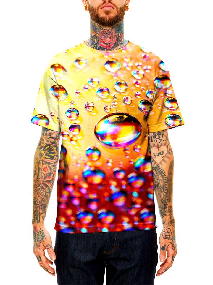 Model wearing GratefullyDyed Apparel rainbow bubbles unisex t-shirt.