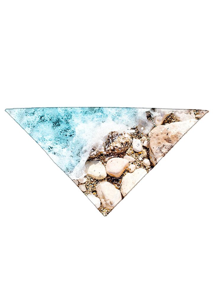 Diagonally folded psychedelic ocean shoreline printed headband.